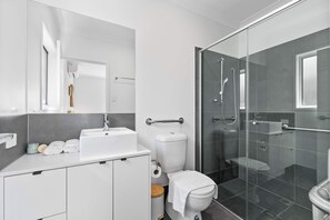 Photo non classée, 2 sur 18, bouton