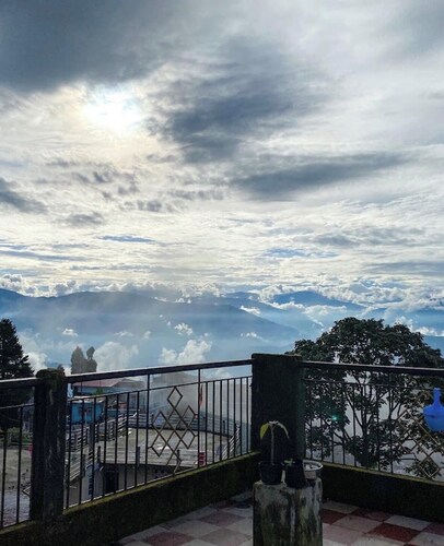 Terrific 3-bedroom house in quaint Darjeeling for your getaway