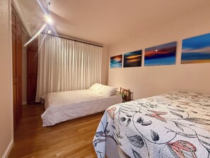 3 makuuhuonetta, silitysrauta/-lauta, Wi-Fi, vuodevaatteet