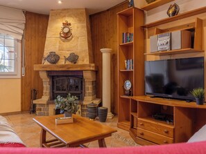 TV - Primavera by Interhome (Deltebre)