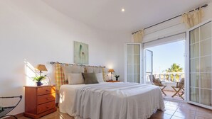 3 Schlafzimmer, Schreibtisch, Internetzugang