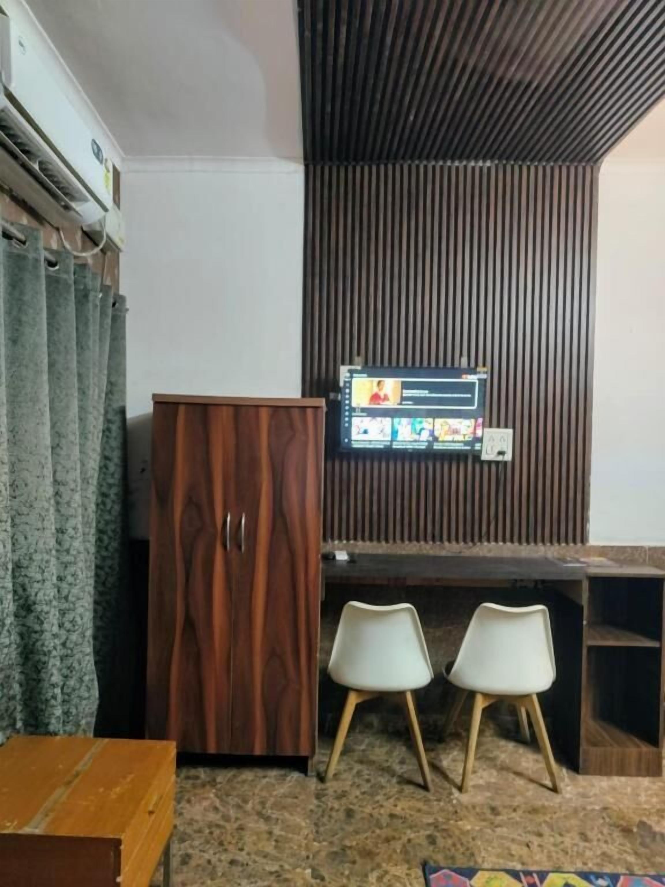 デラックス ダブルルーム バルコニー シティビュー | 内装