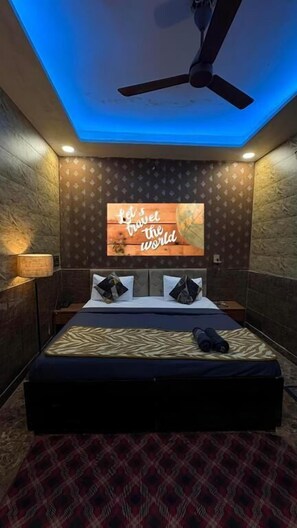 Free WiFi - metroview rooms & celebration (New Delhi)