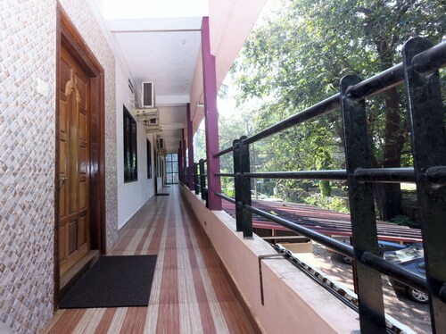 Sanjana The Luxurious Family Stay 2