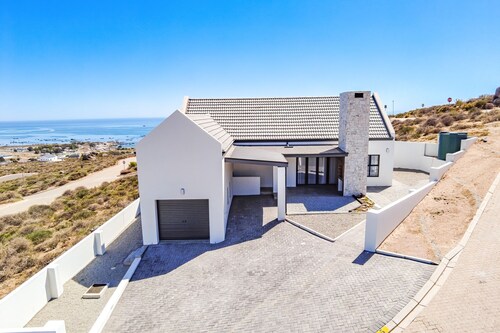 Cozy Cove @ St Helena Bay