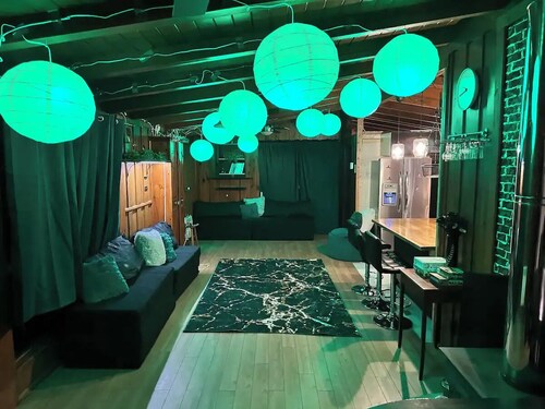 Mini-Chalet by IG: @13lacksheep