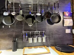 Unclassified image, 4 of 9, button