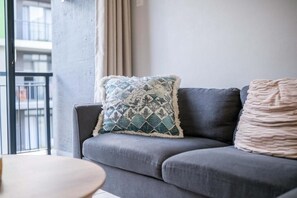 Imagen sin descripción, 3 de 7, botón