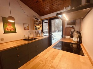 Fridge, oven, stovetop, dishwasher - Charming and cozy cottage (Tranekær)