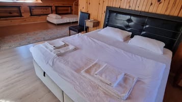 Standard Twin Room | Free WiFi