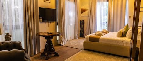 Villa de lujo, 3 habitaciones | Escritorio, espacio para trabajar con laptop y wifi gratis