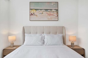 1 bedroom, iron/ironing board, WiFi, bed sheets - St Kilda Retreat Near Beach & Cafés (St Kilda)