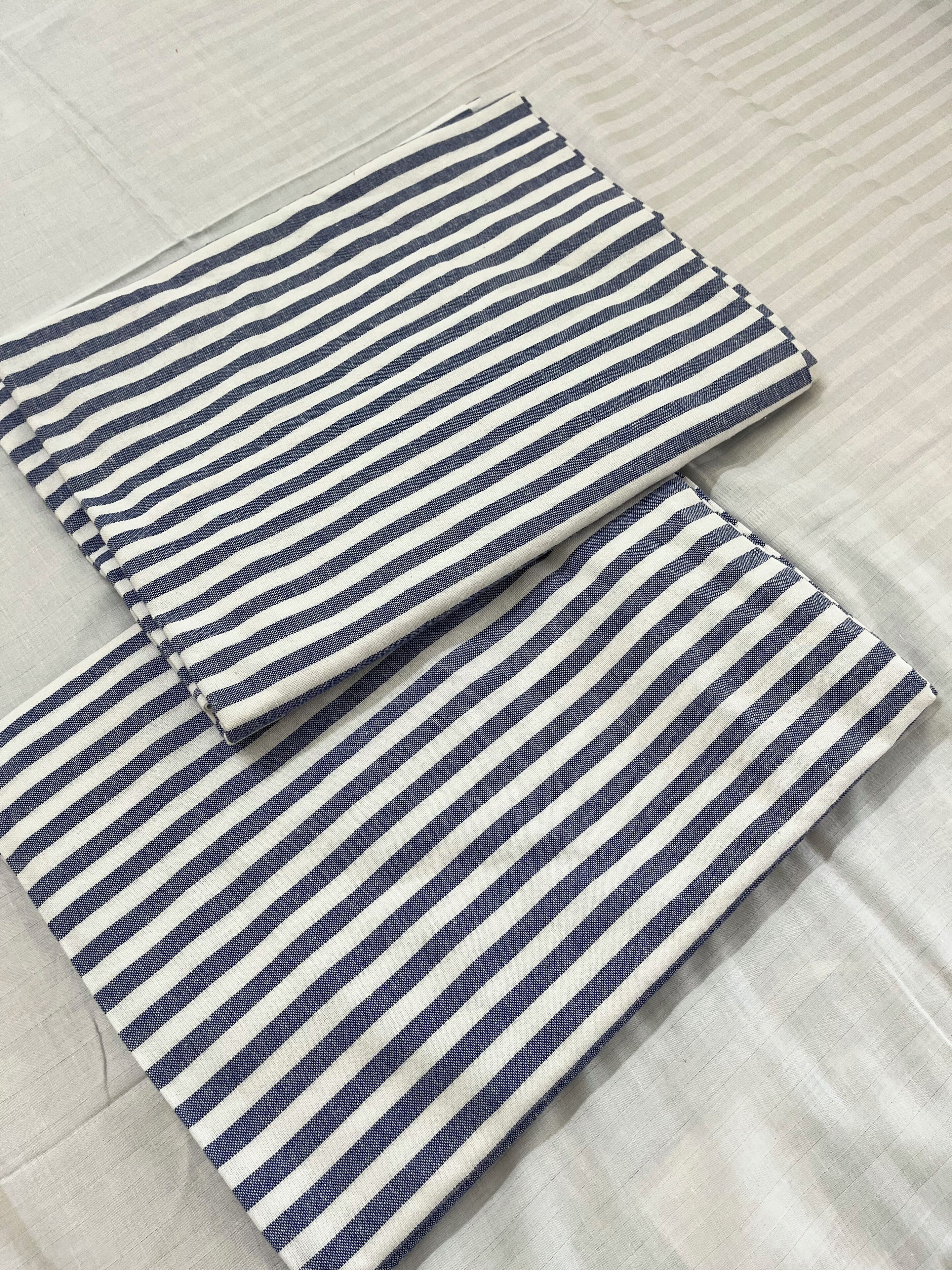 Rom – standard, balkong, utsikt mot høyde | Diverse