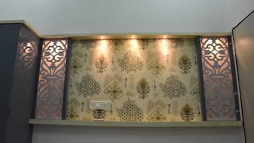 Family Double Room, City View | Interior