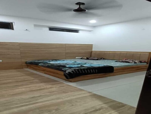 ห้องแฟมิลี่, วิวเมือง