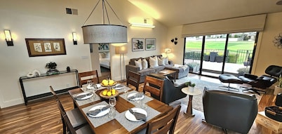 Spacious 3 Bedroom Condo in Gated Silverado Resort Community Near Downtown Napa