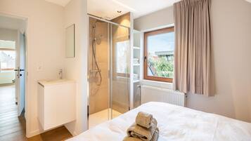 5 chambres, accĂšs Internet