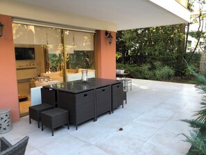 Terrace/patio - Cannes center, Apartment 70m2 with 300m2 garden.like a house.2 bedrooms (Cannes)