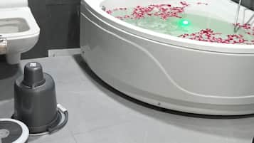 Gratis toiletartikelen, pantoffels, handdoeken, zeep