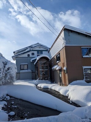 星評価なしの画像、3 / 12、ボタン
