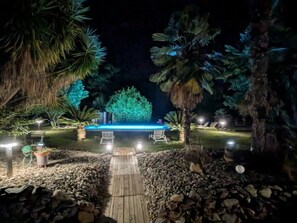 A heated pool - Exklusivität Korsika, Steinhaus mit Charme by Interhome (Moriani-Plage)