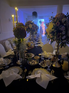 Unclassified image, 5 of 12, button - Hotelik Zielonka (Zielonka)