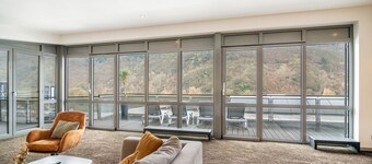 Penthouse Moselbude avec vue sur la Moselle, sauna, terrasses, E-Bikes inclus, barbecue