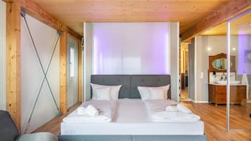 4 bedrooms, WiFi, bed sheets