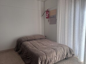 1 habitación, wifi gratis y ropa de cama 