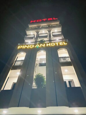 Botón de imagen sin clasificar, 4 de 6