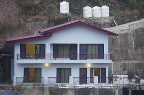Deluxe Double Room | Exterior - Pinewood Manor Kasauli (Solan)