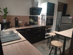 Unclassified image, 4 of 11, button - Gîte 4 people, air-conditioned, swimming pool, 30mn Puy du Fou, with family or friends. (Chantonnay)