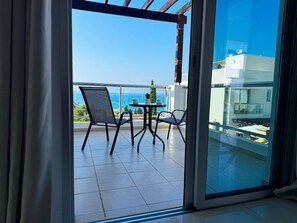 Interior - Amáni Seaview 3 bedrooms luxury villa (Pegeia)