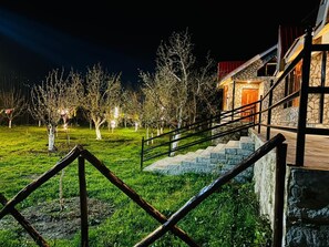 Unclassified image, 4 of 8, button - Aurora Resort In Manali (Jagatsukh)