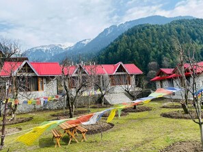 Deluxe Room, Hill View - Aurora Resort In Manali (Jagatsukh)