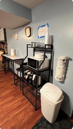 Unclassified image, 4 of 21, button - Room2: Peaceful and Relaxing (Brooklyn Park)