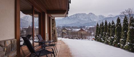 Apartment (2C) | View from room