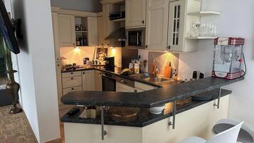 Mikrowelle, Hochstuhl