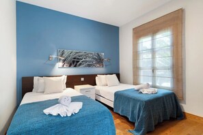 3 bedrooms, iron/ironing board, bed sheets - Villas Mamma Mia  A pool heat Private (Castillo del Aguila)