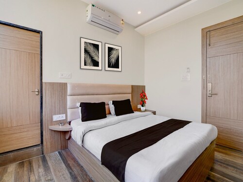 Townhouse Mahamrityunjay Dwar Ujjain