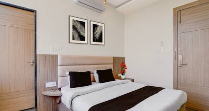Townhouse Mahamrityunjay Dwar Ujjain