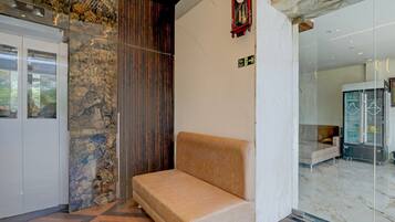 House | Reception