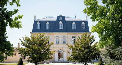 Wonderful 4-bedroom castle Malescasse in soothing Lamarque for a memorable stay