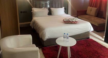 Lyron Hostel
