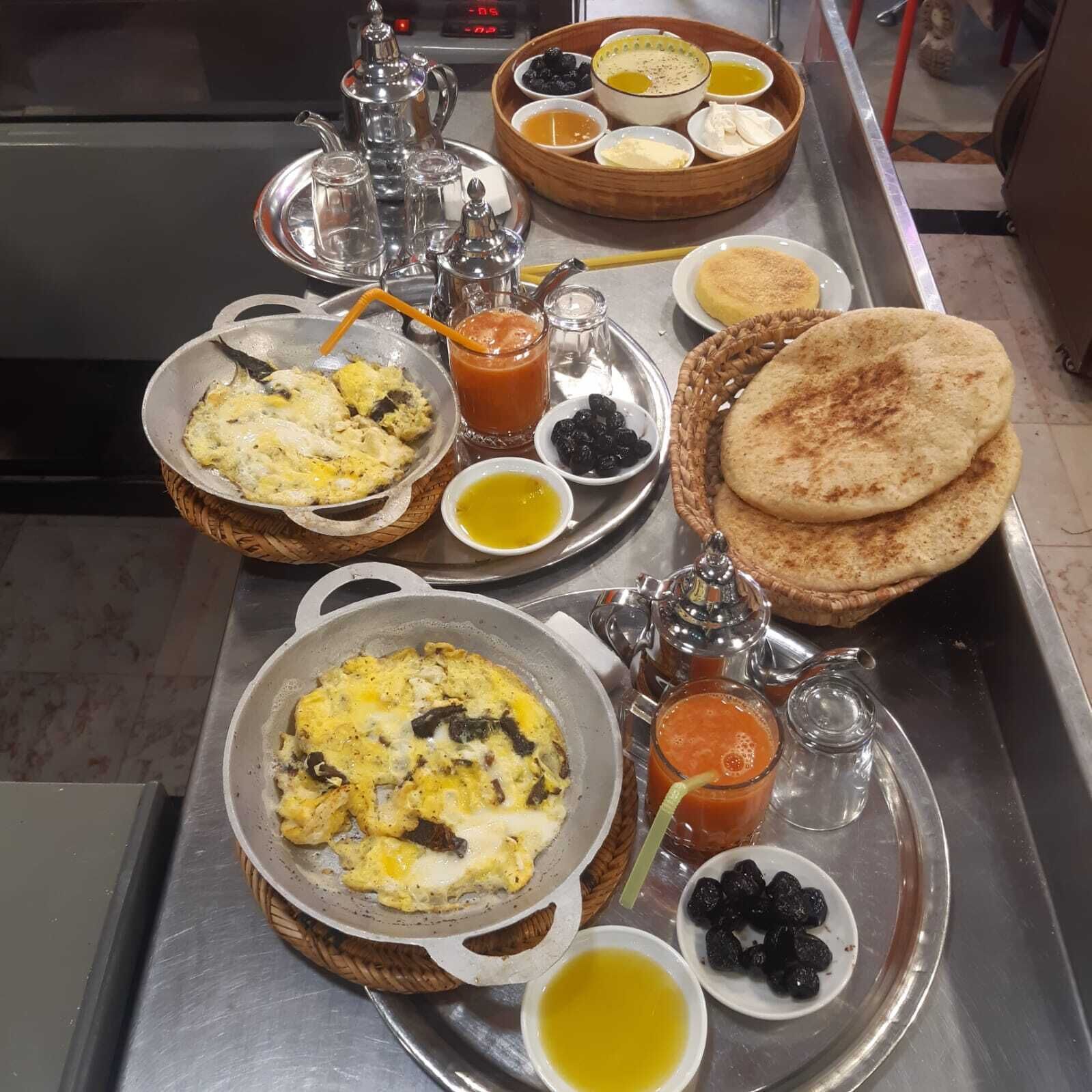 Daily continental breakfast for a fee