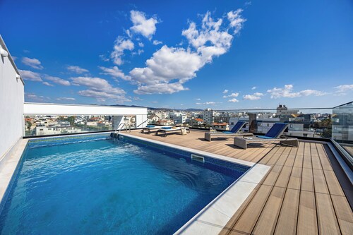 Sfiggos Premium Studio - Large Terrace & Communal Pool