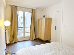 1 camera, ferro/asse da stiro, accesso a Internet, lenzuola