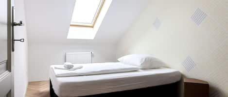 3 soverom, strykejern/-brett, wi-fi og sengetøy