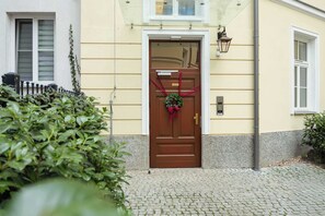 Exterior detail - Elegant Apartment in the Center | Balcony and Air Conditioning (Warszawa)