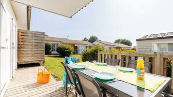 Rumah Comfort | Teras/patio
